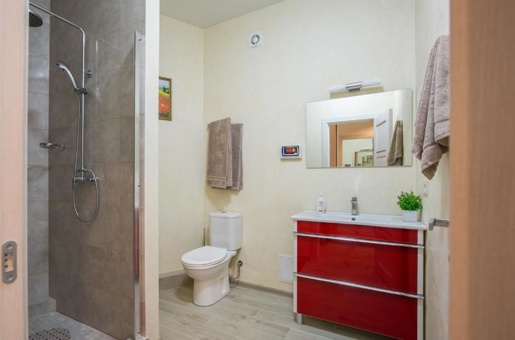 Апартаменты Gold Bugaz Apartment near the sea Каролино-Бугаз