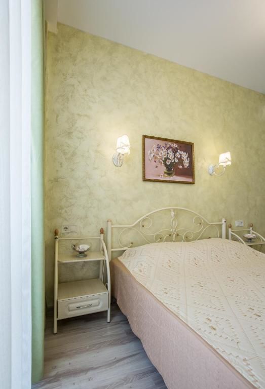 Апартаменты Gold Bugaz Apartment near the sea Каролино-Бугаз