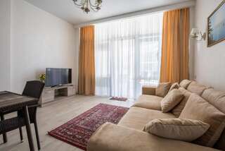 Апартаменты Gold Bugaz Apartment near the sea Каролино-Бугаз Апартаменты-49