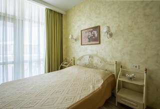 Апартаменты Gold Bugaz Apartment near the sea Каролино-Бугаз Апартаменты-87