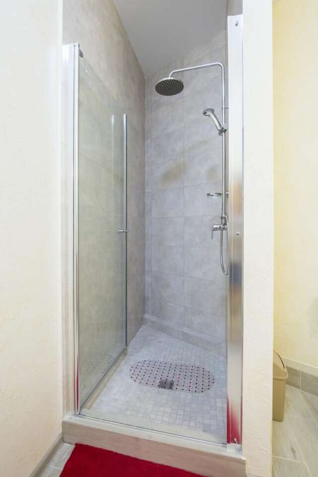 Апартаменты Gold Bugaz Apartment near the sea Каролино-Бугаз-37