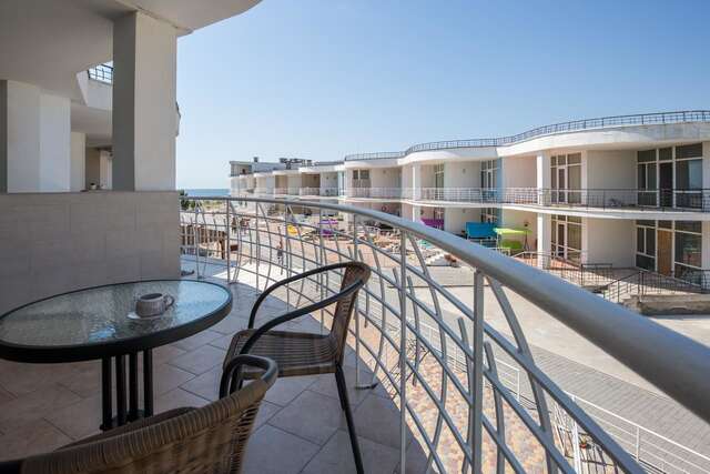 Апартаменты Gold Bugaz Apartment near the sea Каролино-Бугаз-43