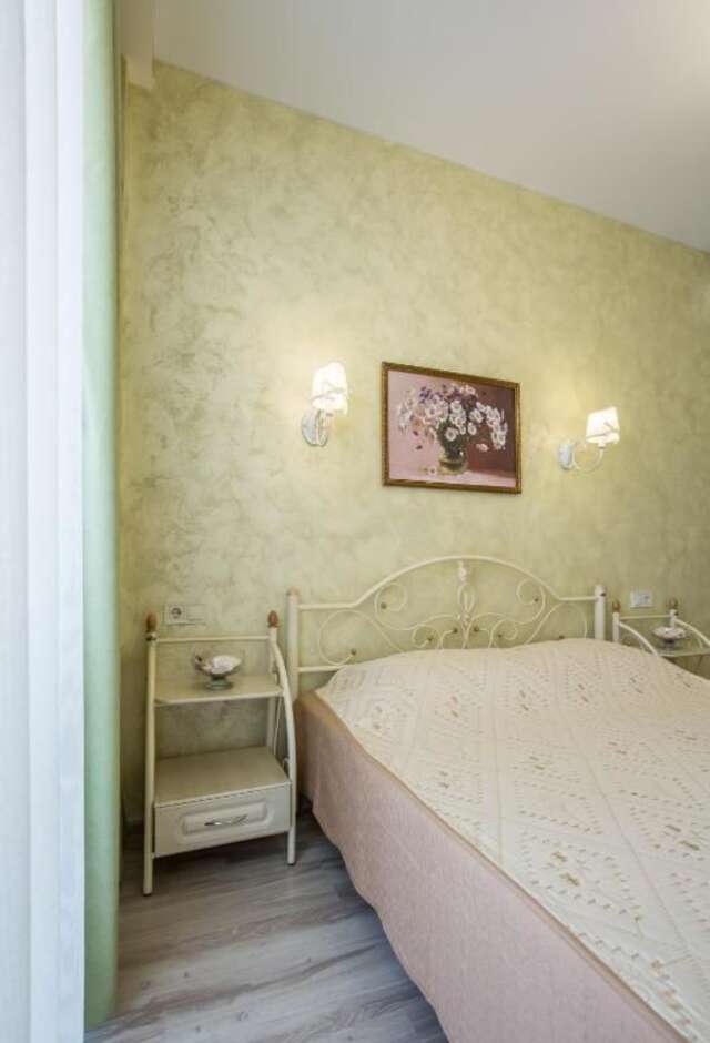 Апартаменты Gold Bugaz Apartment near the sea Каролино-Бугаз-89