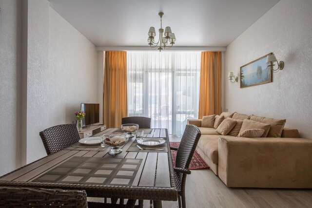Апартаменты Gold Bugaz Apartment near the sea Каролино-Бугаз-11